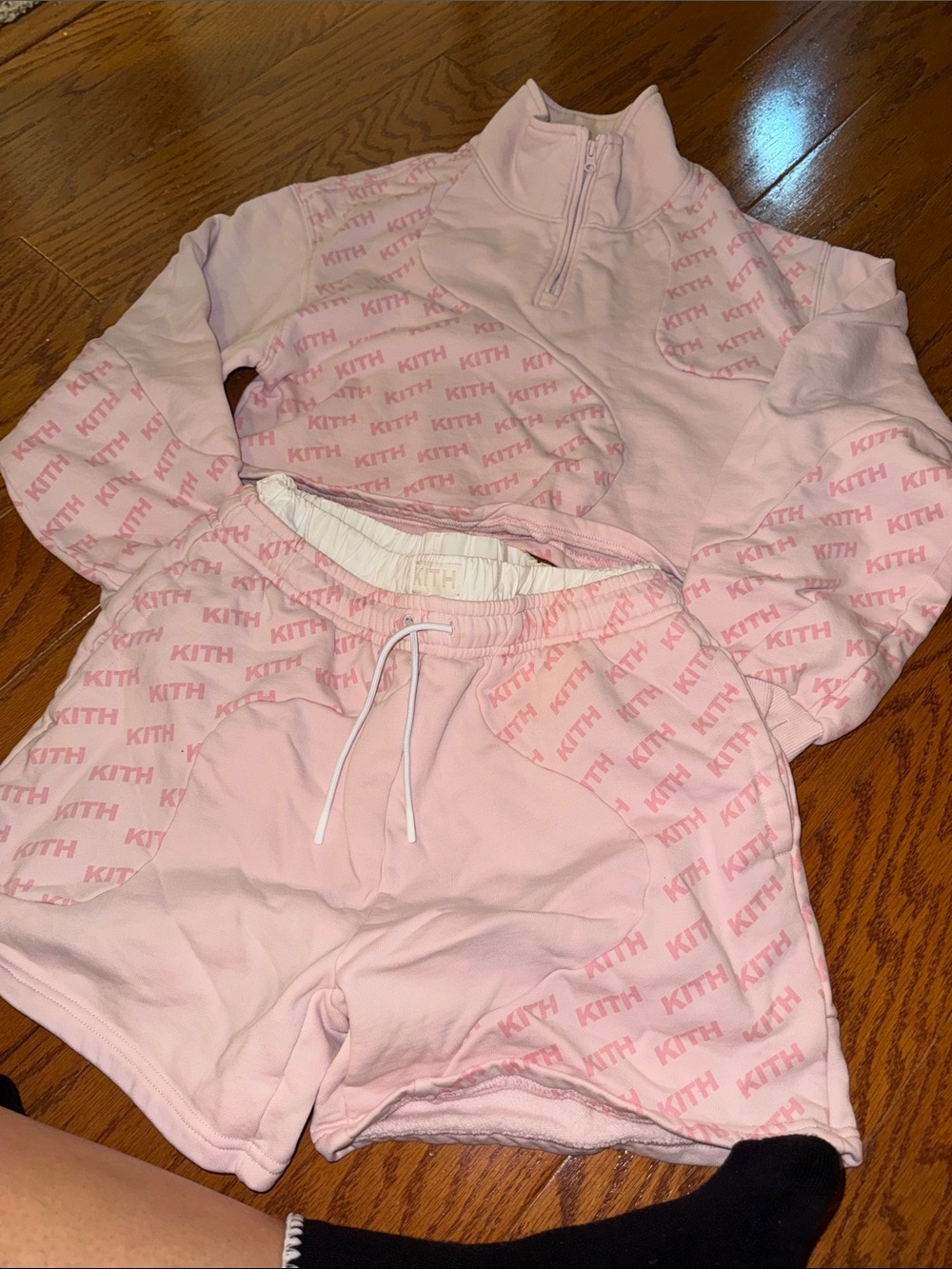 Kith Light Pink Logo Cropped Quarter-Zip Top and Shorts Set - Picture 3 of 3